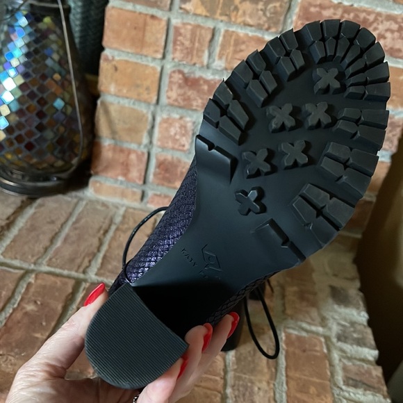 NWOT Katy Perry The Monica Open Toe Purple Snakeskin Booties - Picture 5 of 8